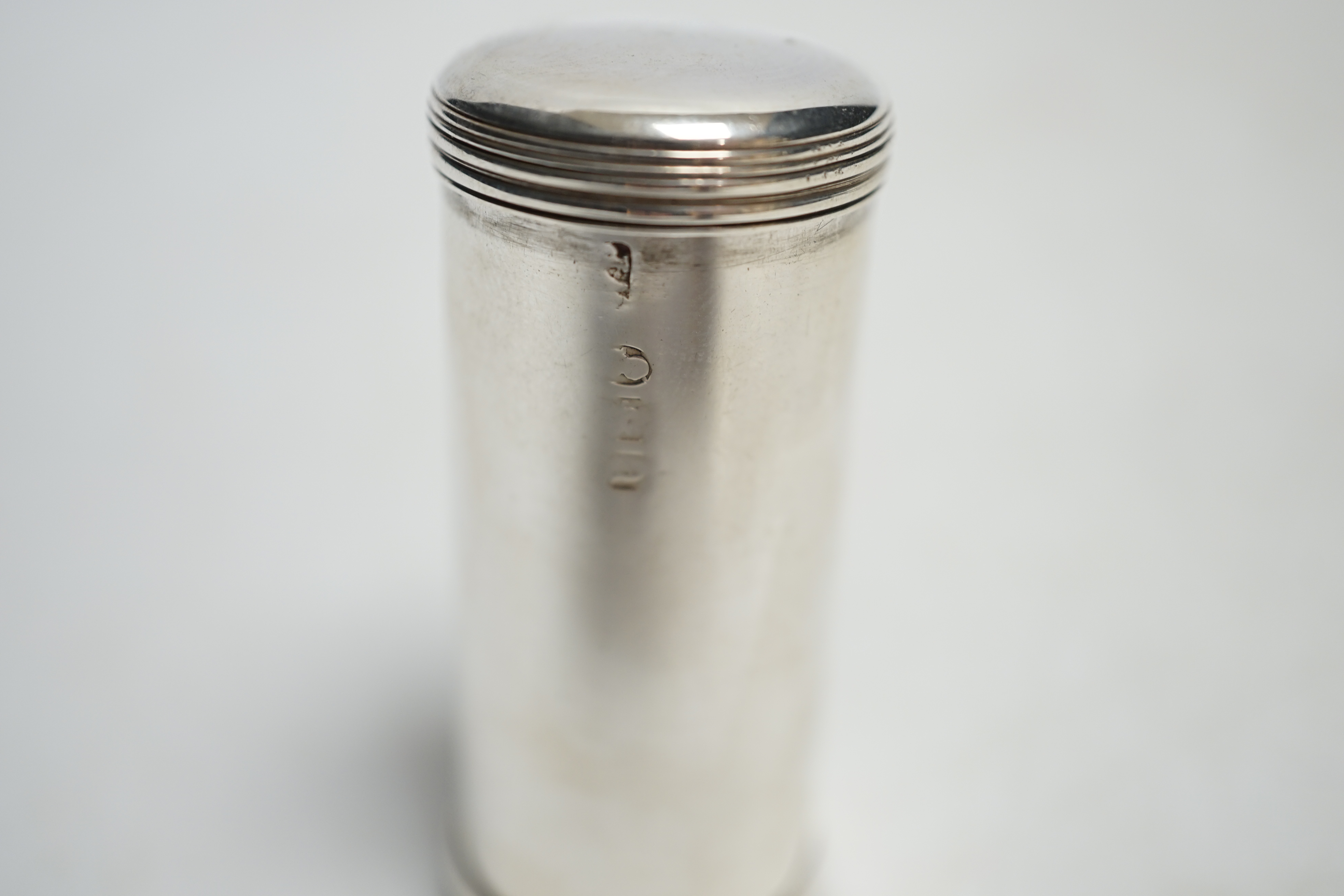 A late George III silver cylindrical nutmeg grater, William Parker, London, 1816. Condition - fair